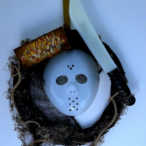 "18" Friday The 13th Themed Wreath - Picture 2 of 4